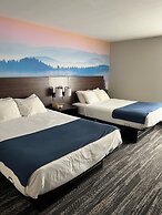 Clarion Pointe-Dillard near Blue Ridge Mountains