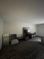 Clarion Pointe-Dillard near Blue Ridge Mountains