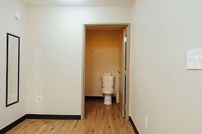 Clarion Pointe-Dillard near Blue Ridge Mountains