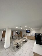 Clarion Pointe-Dillard near Blue Ridge Mountains