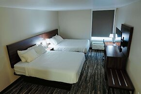 Clarion Pointe-Dillard near Blue Ridge Mountains