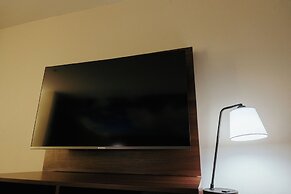 Clarion Pointe-Dillard near Blue Ridge Mountains