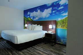 Clarion Pointe-Dillard near Blue Ridge Mountains