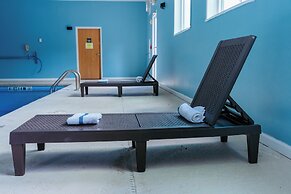 Clarion Pointe-Dillard near Blue Ridge Mountains