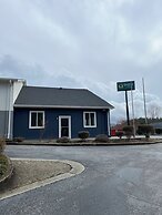 Clarion Pointe-Dillard near Blue Ridge Mountains