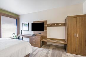 Holiday Inn Express Hotel & Suites Columbus by IHG
