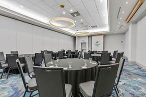 Holiday Inn Hotel & Suites Ottawa Kanata by IHG