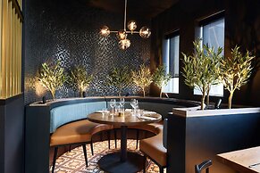 Holiday Inn Hotel & Suites Ottawa Kanata by IHG