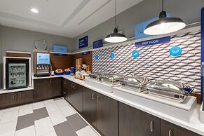 Holiday Inn Express State College at Williamsburg Square by IHG