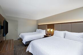 Holiday Inn Express State College at Williamsburg Square by IHG