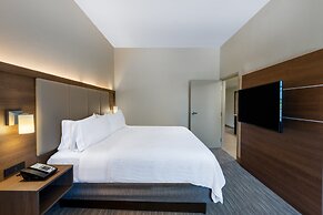 Holiday Inn Express State College at Williamsburg Square by IHG