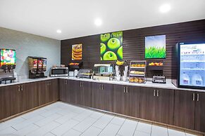 La Quinta Inn & Suites by Wyndham Pontoon Beach