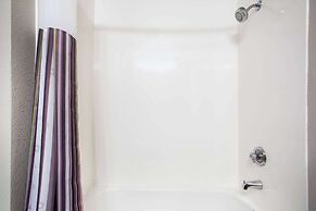 La Quinta Inn & Suites by Wyndham Pontoon Beach