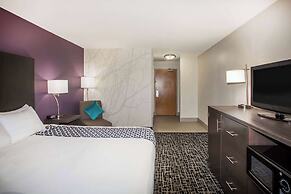 La Quinta Inn & Suites by Wyndham Pontoon Beach