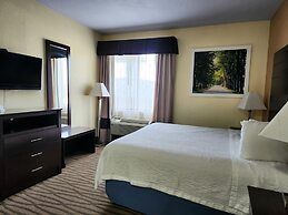 Days Inn & Suites by Wyndham Pasadena