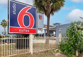 Studio 6 Suites – Pasadena, TX
