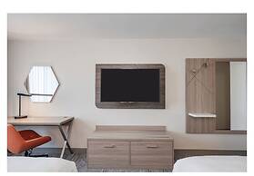 Holiday Inn Express Federal Way Seattle South by IHG