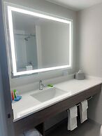 Holiday Inn Express Federal Way Seattle South by IHG