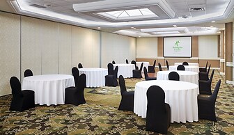 Holiday Inn Hotel & Suites Oakville @ Bronte by IHG