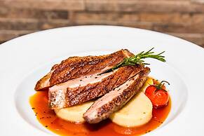 Holiday Inn Budapest-Budaörs by IHG