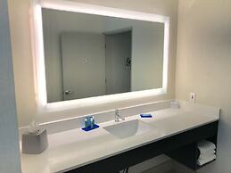 Holiday Inn Express Hotel & Suites Tracy by IHG