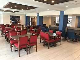 Holiday Inn Express Hotel & Suites Tracy by IHG