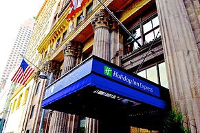 Holiday Inn Express Cleveland Downtown by IHG