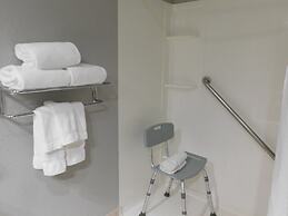 Holiday Inn Express Cleveland Downtown by IHG