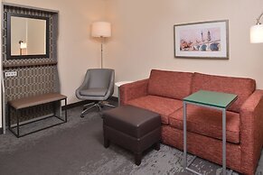 Holiday Inn Hotel & Suites Raleigh / Cary by IHG