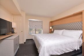 Holiday Inn Hotel & Suites Raleigh / Cary by IHG