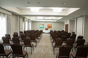 Holiday Inn Hotel & Suites Raleigh / Cary by IHG