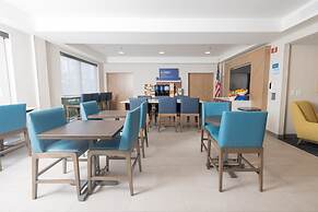 Holiday Inn Express Hotel & Suites Frackville by IHG