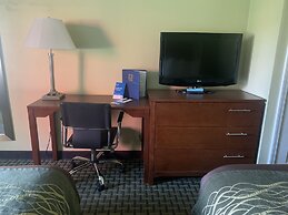 Days Inn by Wyndham Austintown