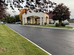 Days Inn by Wyndham Austintown