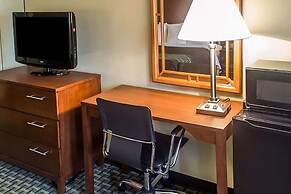 Days Inn by Wyndham Austintown