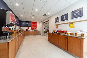 Hampton Inn Winchester N/Conference Center, VA