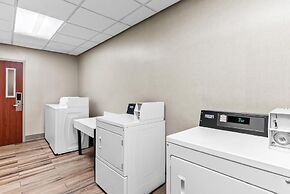 Hampton Inn & Suites Scottsburg