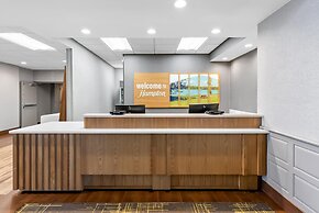 Hampton Inn & Suites Scottsburg