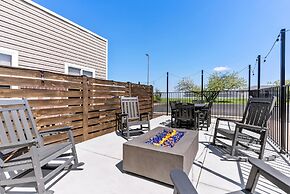 Hampton Inn & Suites Scottsburg