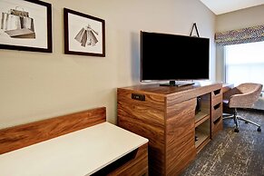 Hampton Inn Atlanta-Mall Of Georgia