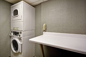 Hampton Inn Atlanta-Mall Of Georgia