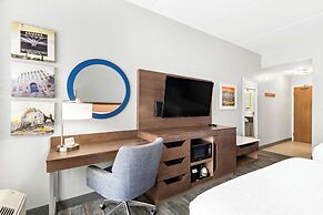 Hampton Inn & Suites Phoenix-Goodyear