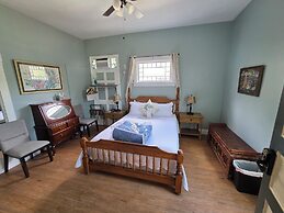Cherokee Lodge