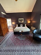 Belfry Inn & Bistro