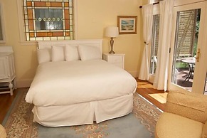 Belfry Inn & Bistro