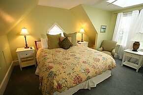 Belfry Inn & Bistro