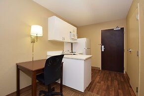 Extended Stay America Suites Indianapolis Castleton