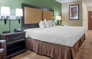 Extended Stay America Suites Indianapolis Castleton