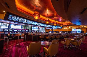 Santa Fe Station Hotel & Casino