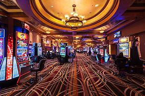 Santa Fe Station Hotel & Casino